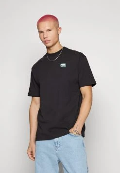 Downtown - Print T-Shirt - Puma Black -Fashion clothing 029949f941c64ad7b73b89c517d81bb1