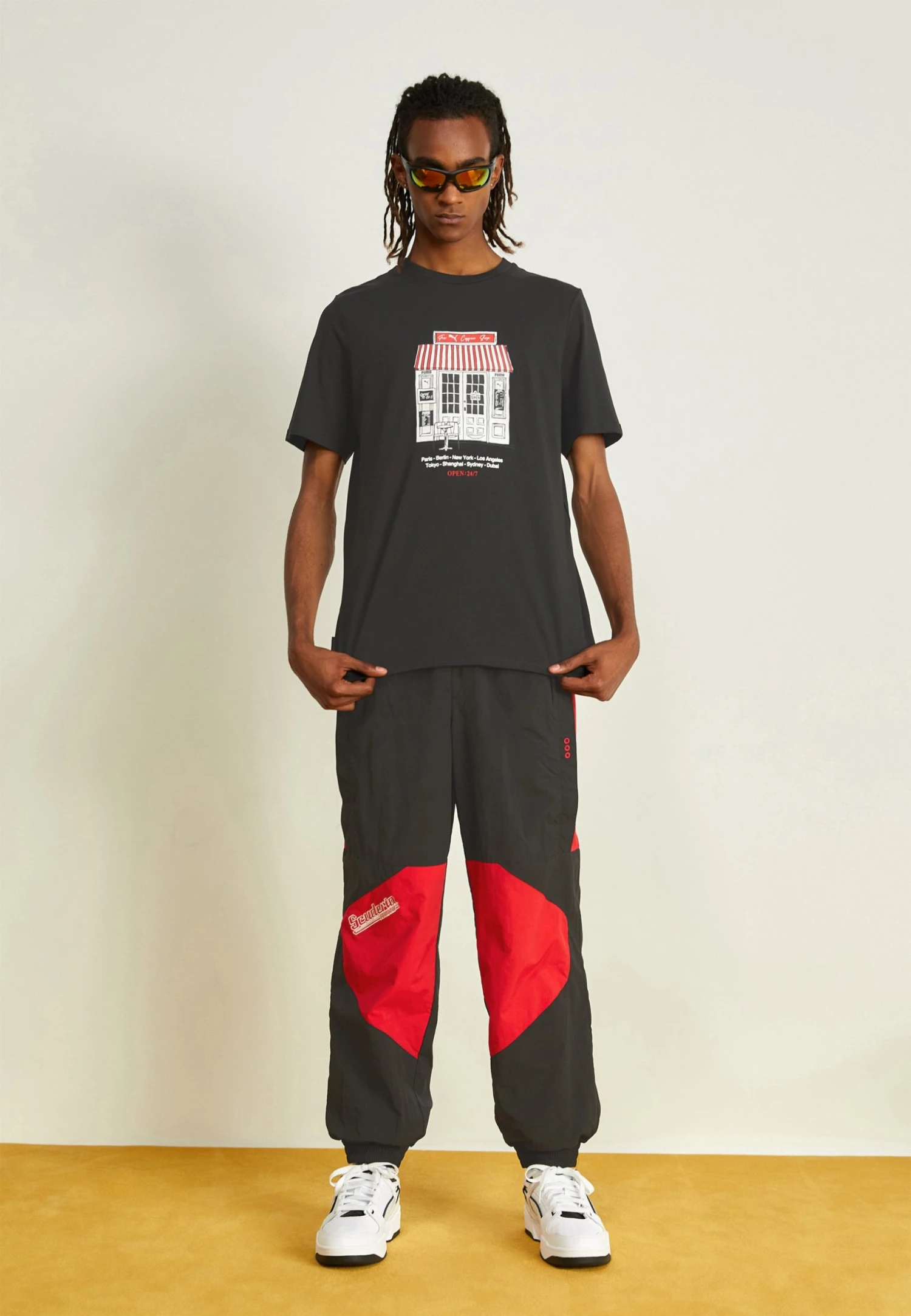 Puma Graphics Café Tee - Print T-Shirt - Black 4 Puma Graphics Café Tee - Print T-Shirt - Black - Image 2