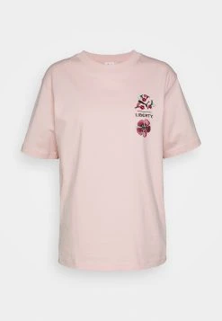 Puma Liberty Graphic Tee - Print T-Shirt -Fashion clothing 08c17e5eea1648d9a6d785e365930ce4