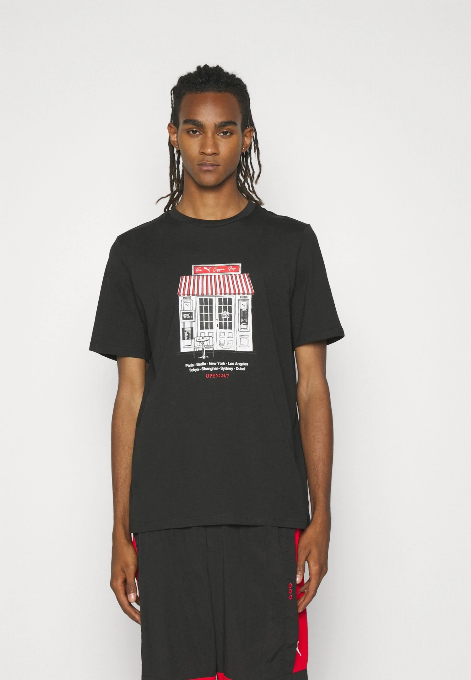 Puma Graphics Café Tee - Print T-Shirt - Black 5 Puma Graphics Café Tee - Print T-Shirt - Black - Image 3