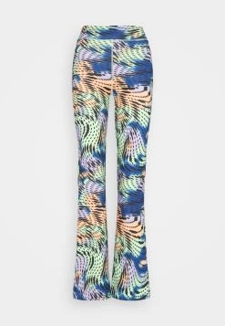 Puma Dare To Feelin Xtra Flared Pants - Trousers - Black -Fashion clothing 0e588a344b894d4baff4ba43dae4d80d