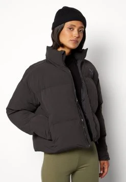 Puma Classics Oversized Short Polyball Puffer - Winter Jacket - Black 11 Puma Classics Oversized Short Polyball Puffer - Winter Jacket - Black -Fashion clothing 0f31289b10eb4f569f6660f782a2d58a