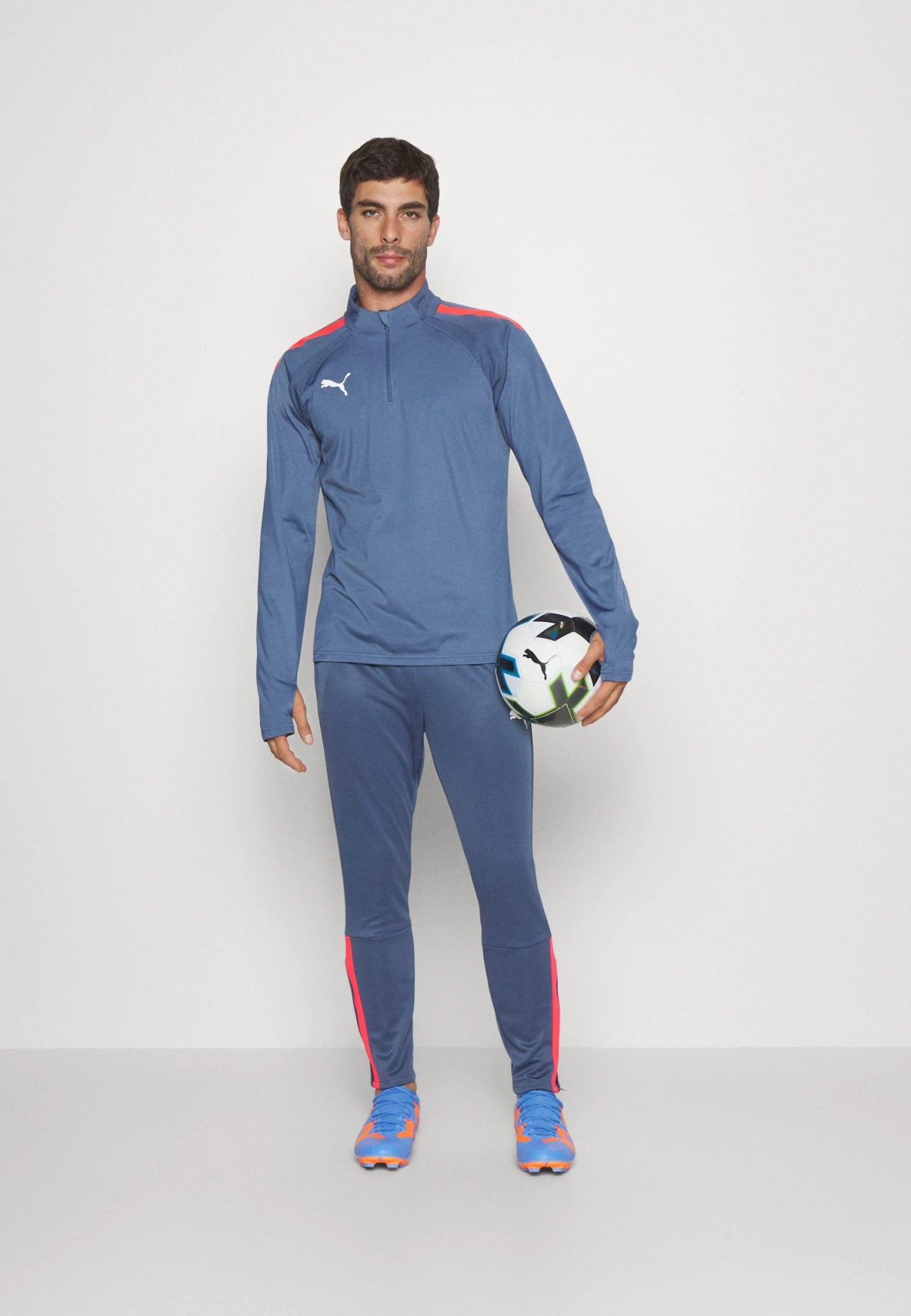 Puma Teamliga 1/4 Zip - Long Sleeved Top - Inky Blue/Fire Orchid 4 Puma Teamliga 1/4 Zip - Long Sleeved Top - Inky Blue/Fire Orchid - Image 2