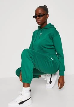 Puma Classics Sweatpants - Tracksuit Bottoms - Vine -Fashion clothing 10737ac20820481b87658afd1886d144