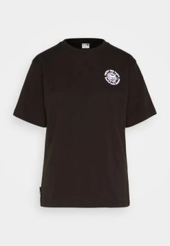 Puma Downtown Relaxed Graphic Tee - Print T-Shirt - Black -Fashion clothing 1451fbfa5dfb44a2ad6f937e67d72324