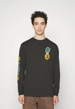 Puma Downtown - Long Sleeved Top - Black -Fashion clothing 1c9ddef48cdf48a8b2b36e43b475af4b