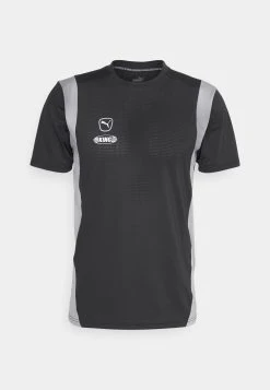 Puma King Pro - Sports T-Shirt - Black/Concrete Gray -Fashion clothing 1f4d0b23af0c424bbd711a2e44ab1c17