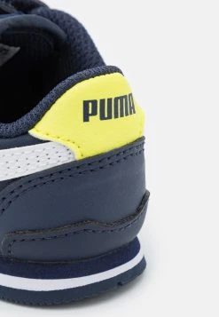 Puma St Runner Unisex - Trainers - Peacoat/Lemon Sherbert -Fashion clothing 2644a5037d9047c194a7cc0fb1962f28