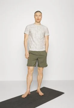 Studio Yogini Lite - Print T-Shirt - Puma White -Fashion clothing 27e34dc964a54a549b57320b75f5affb