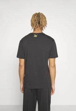 Puma Staple Graphic Tee - Print T-Shirt - Black -Fashion clothing 2fc9fcb7c50645ce9294888bcd00c351