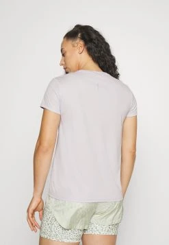 Puma Run Favorite Ss W - Sports T-Shirt - Spring Lavender -Fashion clothing 4055d772a9e949309a655060d2005141