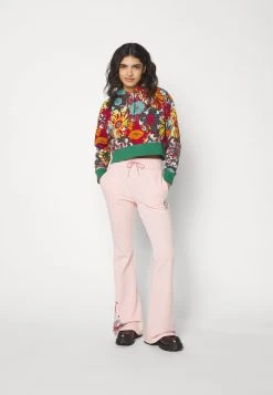 Puma Liberty Flared Pants - Tracksuit Bottoms -Fashion clothing 439acaa2a3c04916bc106a926fa894e2