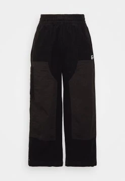 Downtown Corduroy Pants - Trousers - Puma Black -Fashion clothing 43a1243162c54c4f9014770851f6f916