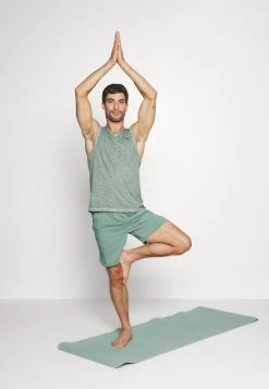 Puma Studio Foundation Short - Sports Shorts - Eucalyptus -Fashion clothing 43fc73d0a3a04fd08510137758c69b4b