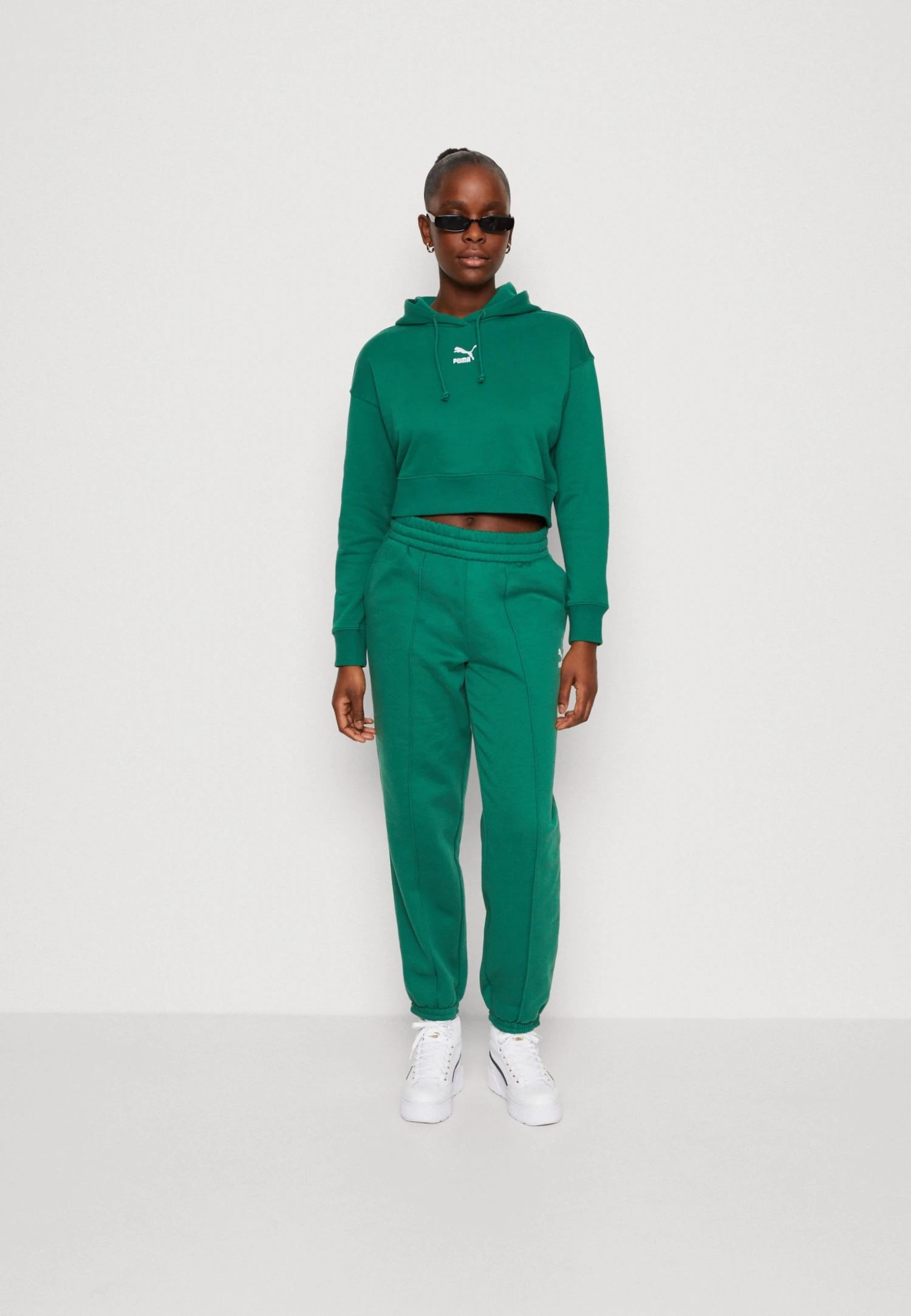 Puma Classics Cropped Tr - Hoodie - Vine 4 Puma Classics Cropped Tr - Hoodie - Vine - Image 2