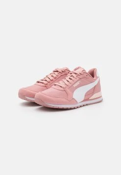 Puma Runner V3- Trainers - Future Pink/White/Frosty Pink -Fashion clothing 4904924a858e415e91a7bdd202dacd1e
