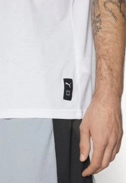 Puma Posterize Tee - Print T-Shirt - White -Fashion clothing 4dda0071756d4fc08244f4ffc91dc955