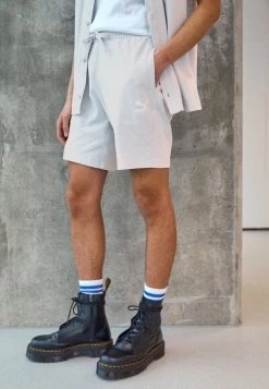 Puma Classics - Tracksuit Bottoms - Platinum Gray -Fashion clothing 5403a143548d41e6b157695e75b2c014