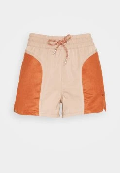 Puma Infuse - Shorts - Dusty Tan -Fashion clothing 5466d51ec2264b579b8c5342718405ae