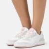 Puma Doublecourt - Trainers - White/Future Pink 2 Puma Doublecourt - Trainers - White/Future Pink -Fashion clothing 591bbf0748a04ec4965ea5c60c380092