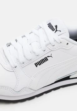 Puma Runner V3 Unisex - Trainers - White/Black -Fashion clothing 64c267b53fcd4c3aa0ebca9cd098dfc6