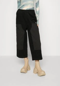 Downtown Corduroy Pants - Trousers - Puma Black -Fashion clothing 676deb777f2e43e3aa6f3764ef1ea3bc