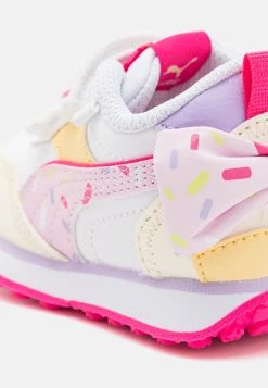 Puma Rider Bow Crush Unisex - Trainers - White/Pearl Pink/Glowing Pink -Fashion clothing 7087ef651c144274b39d8ba42dcc434c