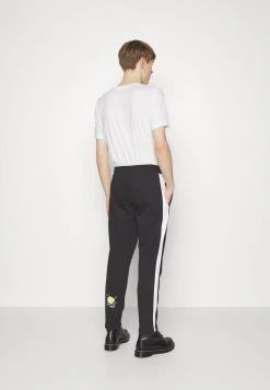 Puma Spongebob Pants - Tracksuit Bottoms - Black -Fashion clothing 71fc286063f1483e9c6ef06bf7a1a357