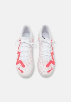 Puma Future Play Mg - Moulded Stud Football Boots - White/Fire Orchid 11 Puma Future Play Mg - Moulded Stud Football Boots - White/Fire Orchid -Fashion clothing 866cecd32e9343a38b57e1fc3fd67a5e