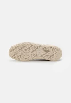 Puma Army Trainer Unisex - Trainers - Black/Pristine -Fashion clothing 87b2fdd92f3942d2838486cd3ab71008