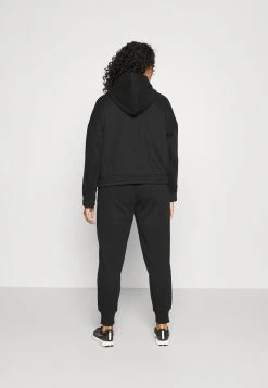 Puma Train Favorite Full Zip - Training Jacket - Black -Fashion clothing 8a5556aca2d245fbbc49d534ae0b50e7