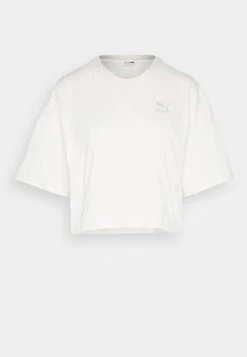 Puma Classics Oversized - Basic T-Shirt - Off-White -Fashion clothing 8b693ade91ff4513a45cd2ba9fc160c7