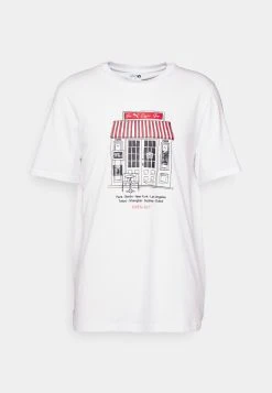 Puma Graphics Café Tee - Print T-Shirt - White -Fashion clothing 9afd78d742e1403bba6cffff35cc6da4