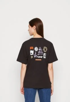 Puma Downtown Relaxed Graphic Tee - Print T-Shirt - Black