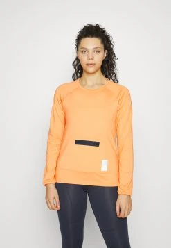 Puma Run First Mile Midlayer - Sports T-Shirt - Deep Apricot -Fashion clothing a4f24bed556d47568efb441aa8e2b509