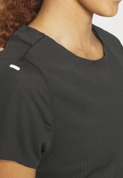 Run Ultraspun Tee - Sports T-Shirt - Puma Black -Fashion clothing a5198fc31b0e4612abe09a53fbdce417