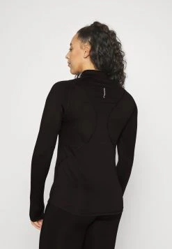 Puma Run Cloudspun- Long Sleeved Top - Black -Fashion clothing a8f9ee229f484550ae14a84afd17e1d2