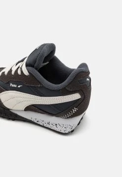 Puma Blacktop Rider Unisex - Trainers - Flat Dark Gray/Dark Coal -Fashion clothing a90fcb4d1e884446ba3bea8d7bcaa0e3