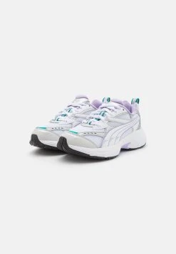 Puma Morphic - Trainers - White/Vivid Violet -Fashion clothing ab7846cd11b9430bafafc4f15557afec