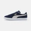 Puma Classic Xxi - Trainers - Peacoat/White -Fashion clothing ad8ebba5afa347cdae42c2815ce5e2cd