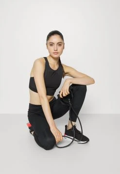 Puma Low Impact Long Line Seamless Bra - Light Support Sports Bra - Black -Fashion clothing b0e60c4788ed422cbb59c98ea4ac3a48