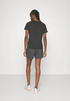 Puma Run Cloudspun Tee - Sports T-Shirt - Black -Fashion clothing ba738261255a4a148bfb1d419fd07930