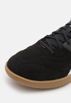 Puma King Top It - Indoor Football Boots - Black/White/Gold -Fashion clothing cad313fd04fb458e80faf9009272ccac