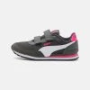 Puma St Runner Unisex - Trainers - Shadow Gray/White/Glowing Pink -Fashion clothing cdb6a6cde0534c05a8d974d7d35b2dca