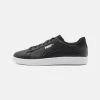 Puma Smash 3.0 Unisex - Trainers - Black/White -Fashion clothing de08a3f40b1d4984bf08150561246e8d