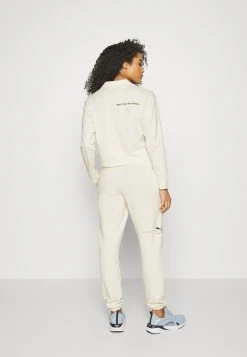 Puma Ess Better - Tracksuit Bottoms - Off White -Fashion clothing e5d24ced651048d2bb55735cd8f4319b