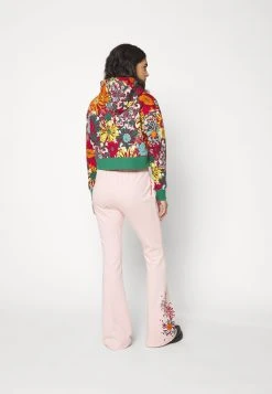 Puma Liberty Flared Pants - Tracksuit Bottoms -Fashion clothing e7626caf57c74b5895faa8521787a8e3