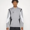 Puma King Pro 1/4 Zip - Long Sleeved Top - Concrete Gray/White -Fashion clothing e9ef866c4ad34bfab028141593851cac