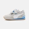 Puma St Runner Unisex - Trainers - Light Grey/Blue -Fashion clothing ec7604161824431babb165a302b873c3