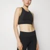 Puma Low Impact Long Line Seamless Bra - Light Support Sports Bra - Black -Fashion clothing f2e6089855d84a88bc6db2c9ffb3f8b7